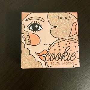 Benefit highlighter cookie.